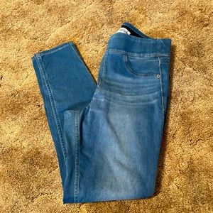 Old Navy Rockstar Super Skinny jeggings Mid-Rise